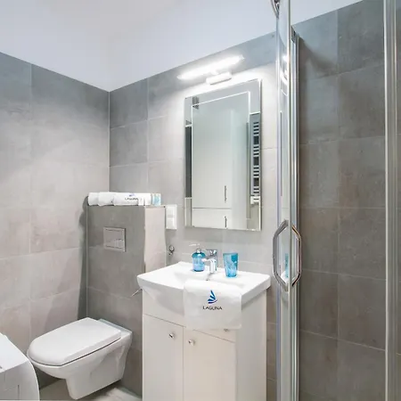 Przestronny Z Tarasem I Parkingiem W Gdyni By Renters Апартаменты *