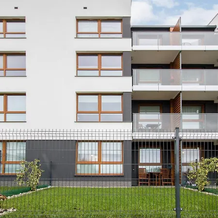 Przestronny Z Tarasem I Parkingiem W Gdyni By Renters * Гдыня